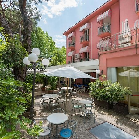Hotel Villa Rosa تْشيزيناتيكو المظهر الخارجي الصورة